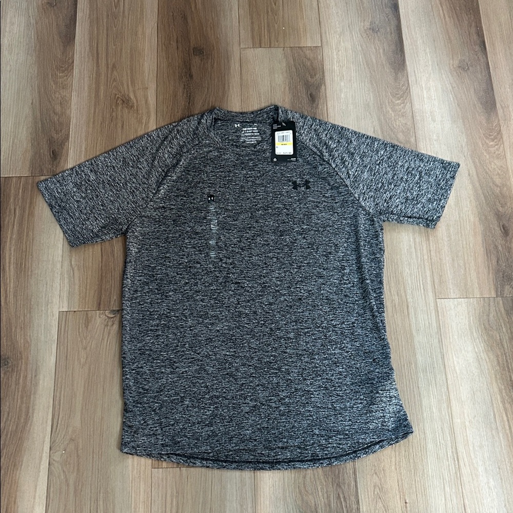 Under Armour Men's Heathered Black Tee Size Medium NWT